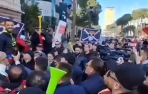 Haos u Tirani: Demonstranti tražili ostavku Rame, izbio incident kad je intervenisala policija