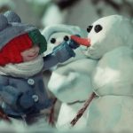 Pesma "Snowman“ na vrhu Spotifijeve liste prazničnih numera