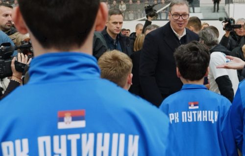 Vučić nakon posete Putincima: "Srećan sam što sam kod svakog dečaka i devojčice video osmeh na licu"