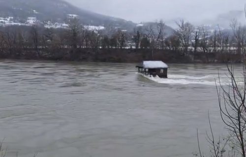Naglo nabujala Drina: Uvedena vanredna odbrana od poplava, hitno se oglasile "Srbijavode"