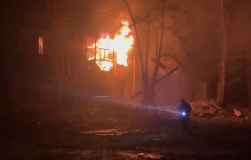 Raketni napad na rodni grad Zelenskog: Više eksplozija odjeknulo gradom (VIDEO)
