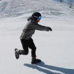 Svi su poludeli za “snowfeetom“: Mini-skije polako pobeđuju tradicionalnu ski opremu (VIDEO)