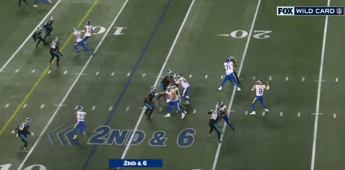 Pantersi herojski pali u finišu: Jang činio čuda, Staford progurao Remse dalje u NFL plej-ofu (VIDEO)