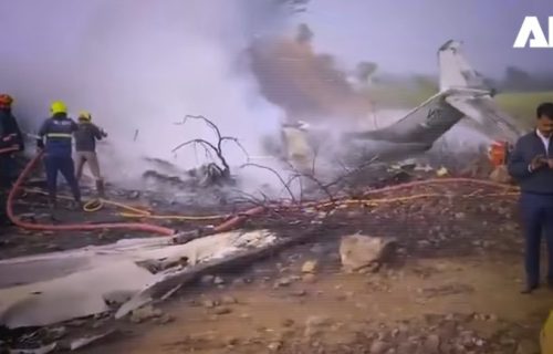 Poznati političar poginuo u padu aviona (VIDEO)