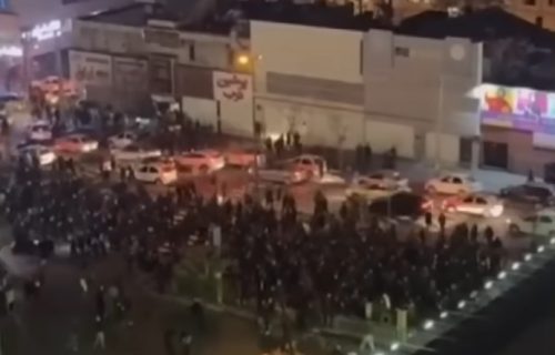 Iran se sprema za pogubljenje demonstranta, optužen za "rat protiv boga"