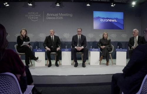 "Poznajući Azerbejdžance, Srbe i Jermene, uveren sam da ćemo štititi svoje zemlje, narode, suverenitet i nezavisnost": Predsednik se oglasio nakon panela (FOTO)