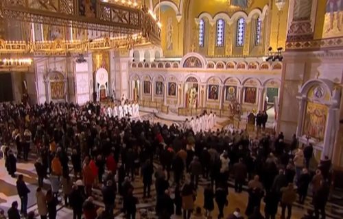 Božićna liturgija u Hramu Svetog Save: Patrijarh Porfirije pozvao na prevazilaženje podela i solidarnost