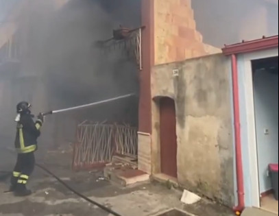 Dve eksplozije u Italiji: Srušila se stambena zgrada, pojavili se prvi snimci (VIDEO)