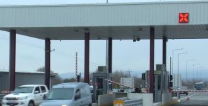 Važna izmena ako planirate put do Grčke: Od 15. juna na snazi nova pravila na naplatnim rampama