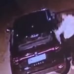 Snimak iz Beograda zgrozio Austriju: Ženu u crnim kolima traže vlasti zbog tako bezdušnog poteza (VIDEO)