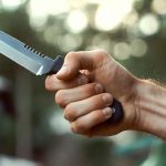 MUP o brutalnom zločinu u Kragujevcu: Osumnjičen da je izbo bivšu devojku i njenog dedu, pa gurnuo babu