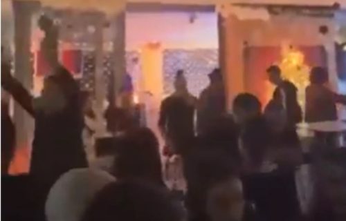 Ustaško divljanje u Splitu: Gosti kafića pevali o klanju Srba (VIDEO)
