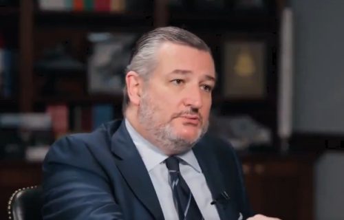 Rasulo u Trampovom taboru: Isplivao tajni snimak, predsednik SAD psovao senatora koji ga je prozivao