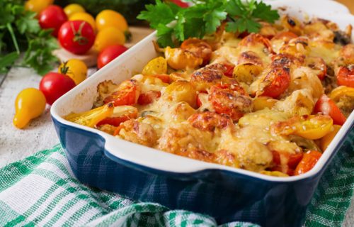 Karfiol iz rerne, na marokanski način: Hrskavi, veganski, mirišljavi stejkovi (RECEPT+VIDEO)