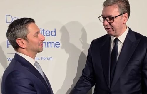 Vučić o kupovini letećih taksija: Presrećan zbog ugovora sa "Arčer Avijacijom"