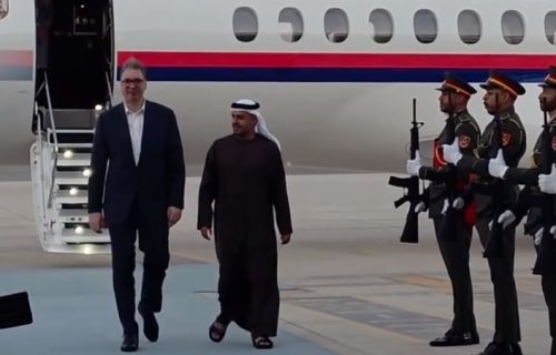 Vučić stigao u Abu Dabi: "Želim da i naša Srbija bude poput ove prelepe zemlje" (VIDEO)