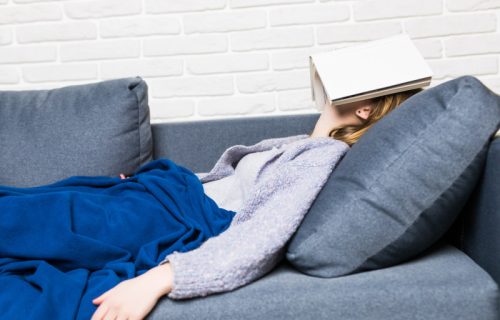 Ishrana, boje, muzika, kretanje: Sve ovo pomaže da se prevaziđe januarska depresija, probajte i uverite se