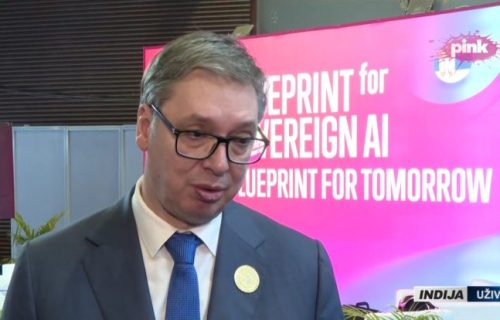 Predsednik Vučić se obraća iz Indije: "Ovde moramo odmah da uđemo u voz i takmičimo se sa svima" (VIDEO)