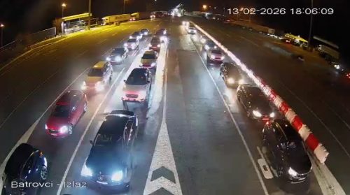 Teretnjaci na Batrovcima čekaju i osam sati: Evo kakvo je stanje na ostalim graničnim prelazima
