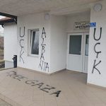 Albanac na ambulanti u selu kod Lipljana ispisao grafite "UČK", pa upao u vrtić pun dece