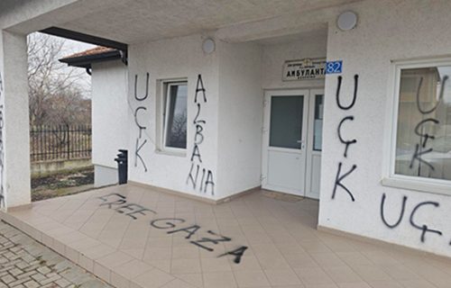 Albanac na ambulanti u selu kod Lipljana ispisao grafite "UČK", pa upao u vrtić pun dece