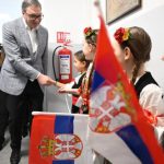 Nema za nas važnije stvari od brige za našu decu: Vučić nakon posete rekonstruisanoj Gimnaziji Mladenovac