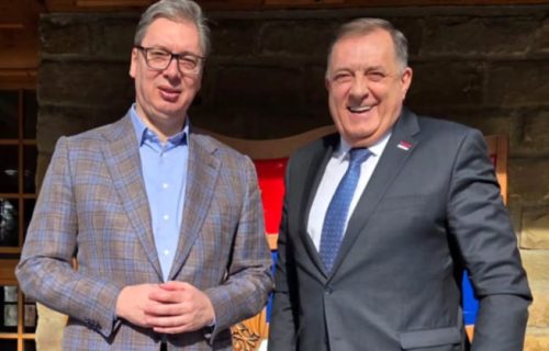 Predsednik Vučić ugostio Dodika: "Sa zanimanjem sam slušao njegove impresije o poseti SAD"