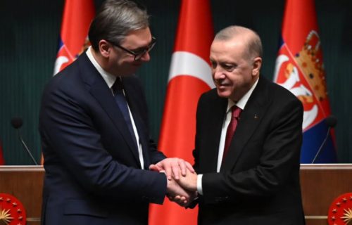 Erdogan uputio čestitku predsedniku Vučiću povodom Dana državnosti Republike Srbije