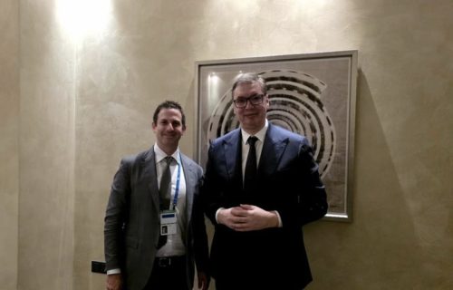 "Srbija ostaje posvećena odgovornoj fiskalnoj politici, reformama i jačanju investicionog ambijenta": Vučić se sastao sa Koenom (FOTO)
