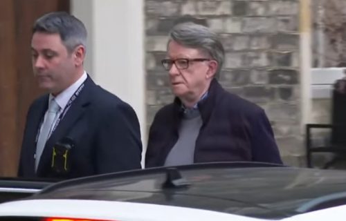 Uhapšen Piter Mandelson: Policija mu upala u kuću nakon istrage o Epstinovim dokumentima