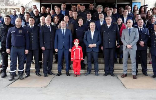 Dobrovoljni vatrogasci uputili želje za ozdravljenje Ivici Dačiću: "Uvereni smo..."