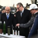 Vučić sa premijerom Kazahstana na vojnoj izložbi: Predsedniku posebnu pažnju privukli inovativni projekti