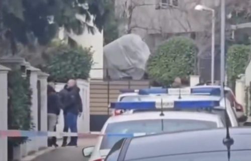 Određen pritvor trojici osumnjičenih za bacanje bombi na kuću Zdravka Čolića