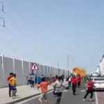 Jeziv snimak iz Katara: Presretnuta raketa pada na ulicu, ljudi u panici beže pred eksplozijom