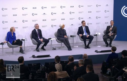 Da li Evropi preti "rat na dva fronta": Tri ključne tačke i rizici novog geopolitičkog kursa Brisela