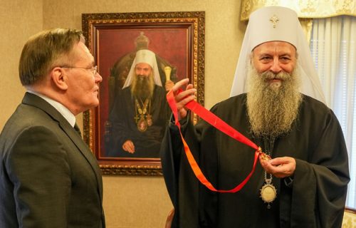 Patrijarh Porfirije odlikovao direktora "Rosatoma" Alekseja Lihačova
