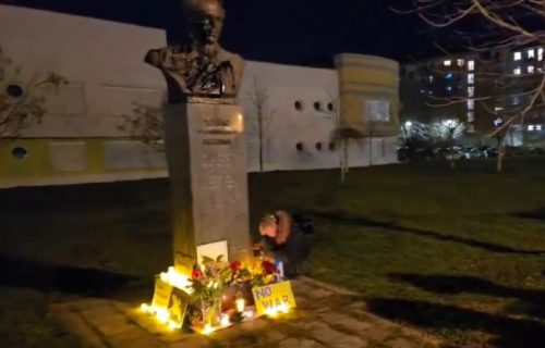 "Sramotan čin“: Amabasada Ukrajine se oglasila nakon vandalizovanja spomenika u Novom Sadu