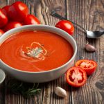 Mirisna paradajz čorba od grilovanog povrća iz rerne (RECEPT+VIDEO)