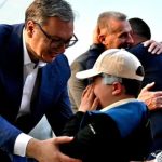 Vučić objavio slike sa Andrijom koji boluje od retke bolesti:"Država preuzela obaveze o njegovom lečenju"