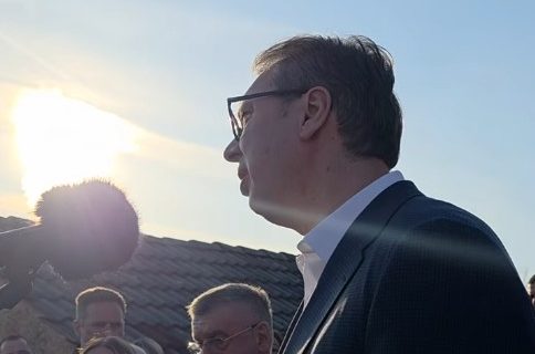 Predsednik Vučić u Kotražu: "Država će da ispuni ono što su vam godinama obećavali" (VIDEO)