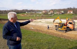 Novi stadion u Sopotu: Na nekada neuređenom terenu niče sportska oaza za buduće generacije (VIDEO)