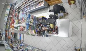 Hrabra prodavačica u Mostaru zaustavila pljačkaša s automatskom puškom