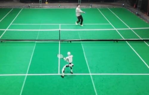 Robot igra tenis: Može li mašina da parira šampionima, poput Serene Vilijams? (VIDEO)