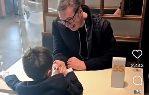 "Vukan se danas doterao i rešio da izvede tatu": Vučić prvi put objavio snimak najmlađeg sina na (VIDEO)