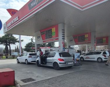 Od ponoći skuplje sve vrste goriva u Crnoj Gori