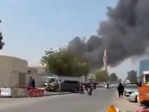 Iran lansirao novi talas napada: Eksplozija u luci kod Dubaija, pogođen još jedan tanker