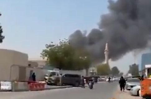 Iran lansirao novi talas napada: Eksplozija u luci kod Dubaija, pogođen još jedan tanker