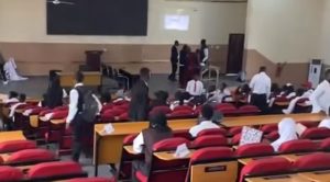 Masakr na univerzitetu: Najmanje 13 ljudi ubijeno u napadu na kampus u Nigeriji