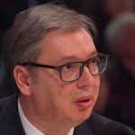 Vučić uputio saučešće zbog smrti Mićunovića: "Nesporan njegov doprinos razvoju političke misli i debate"