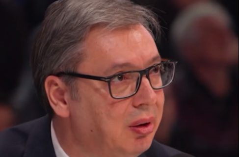 Vučić uputio saučešće zbog smrti Mićunovića: "Nesporan njegov doprinos razvoju političke misli i debate"
